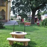 Mamre Szallo Couette-café