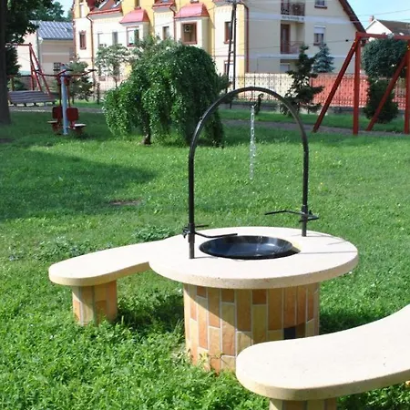 Mamre Szallo Nocleg ze śniadaniem Hajduboszormeny