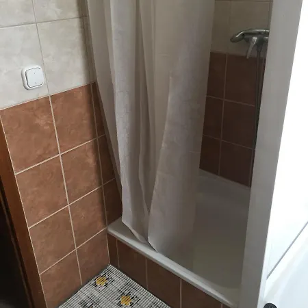 Oda ve Kahvaltı Mamre Szallo *