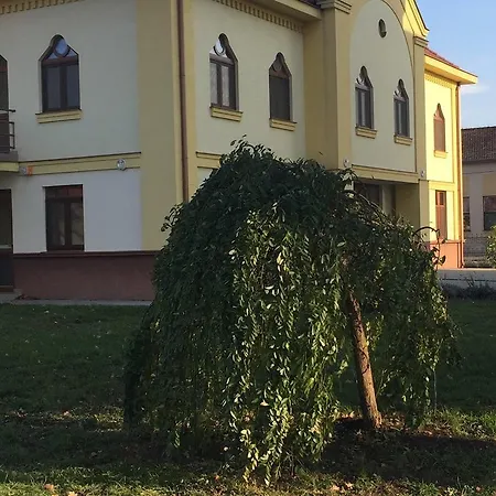 Oda ve Kahvaltı Mamre Szallo *